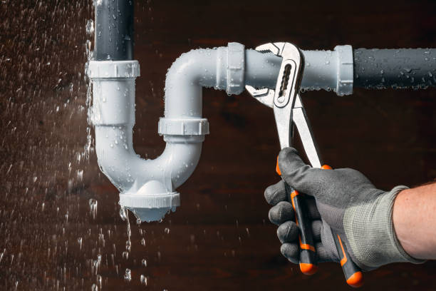 Professional Plumber technician working in Wendell, NC